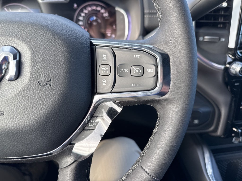 2025 RAM Ram 3500 RAM 3500 LARAMIE CREW CAB 4X4 6'4' BOX