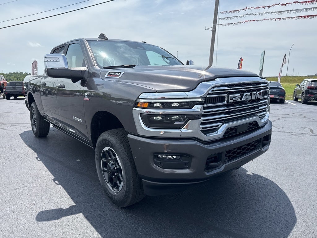 2025 RAM Ram 3500 RAM 3500 LARAMIE CREW CAB 4X4 6'4' BOX