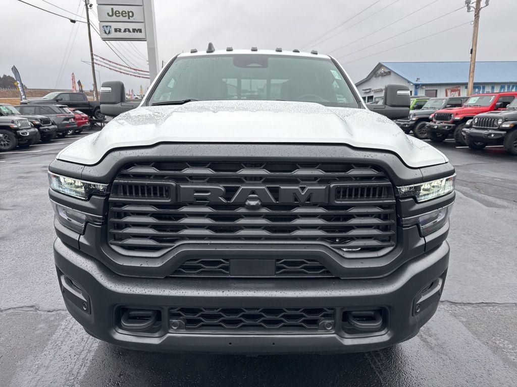 2026 RAM Ram 3500 RAM 3500 TRADESMAN CREW CAB 4X4 8' BOX