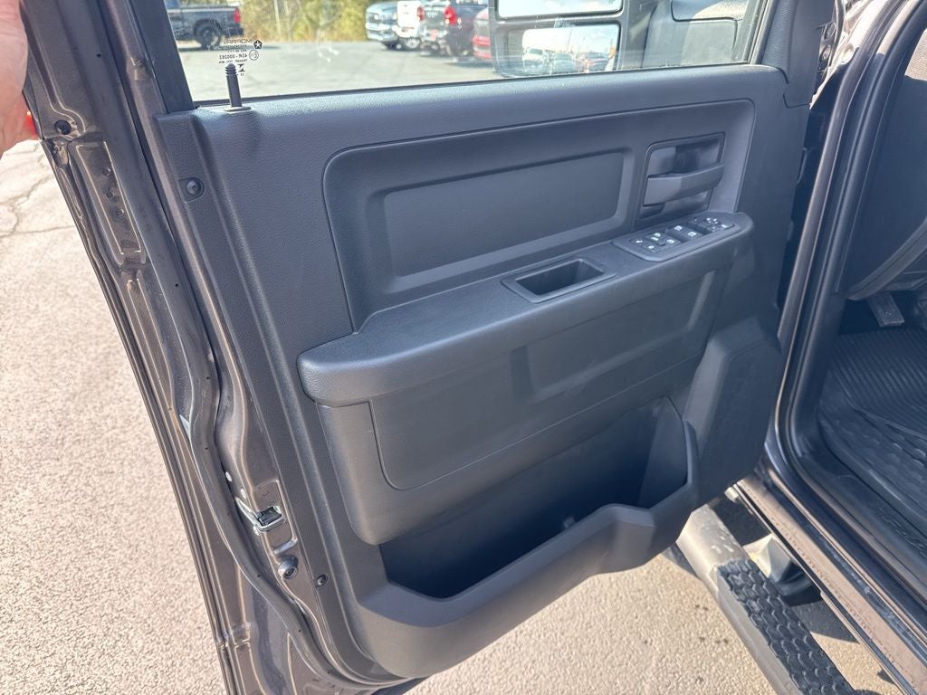 2026 RAM Ram 3500 RAM 3500 TRADESMAN CREW CAB 4X4 8' BOX