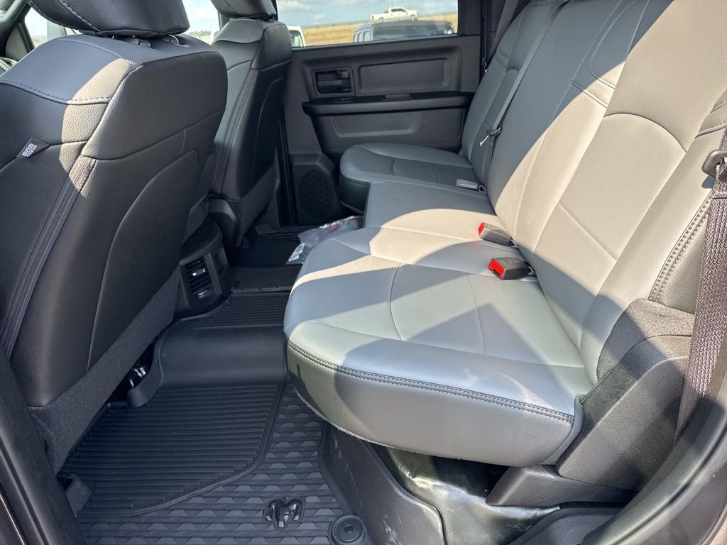 2026 RAM Ram 3500 RAM 3500 TRADESMAN CREW CAB 4X4 8' BOX