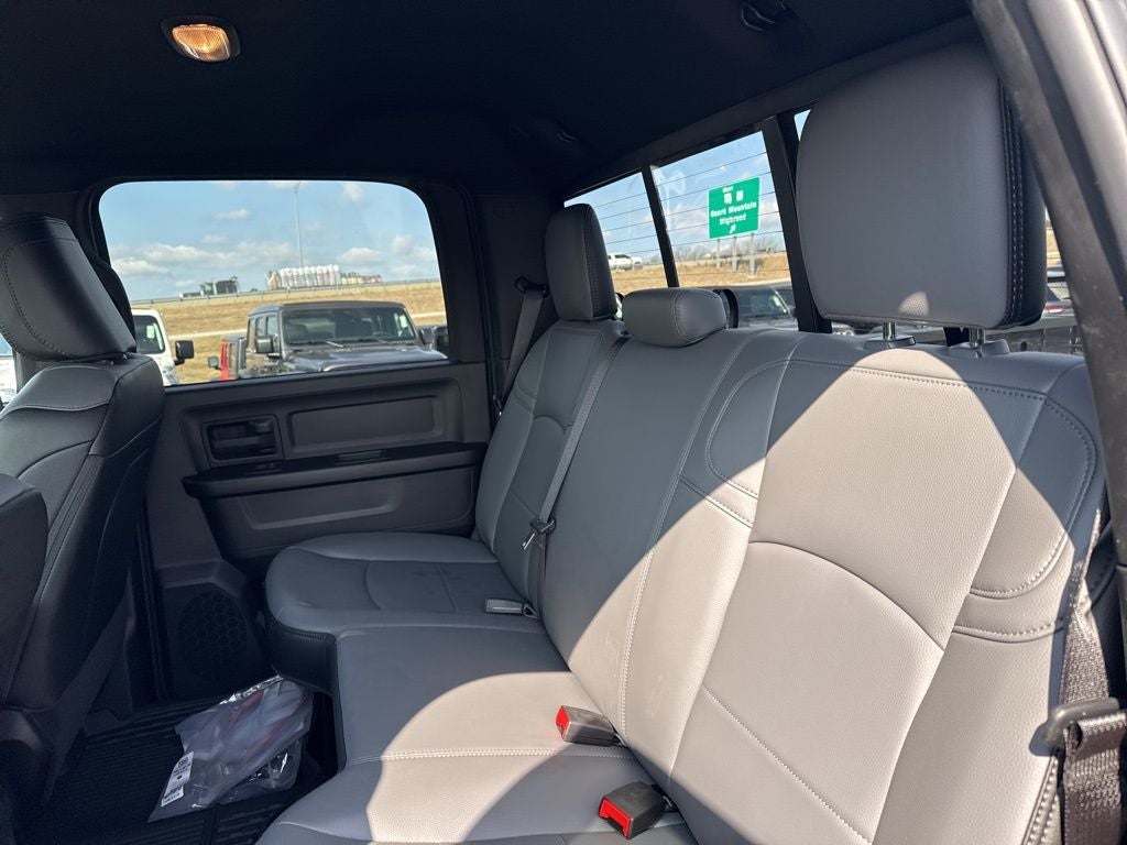 2026 RAM Ram 3500 RAM 3500 TRADESMAN CREW CAB 4X4 8' BOX