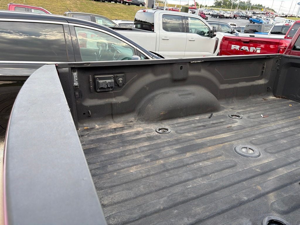 2022 RAM 3500 Laramie Crew Cab 4x4 8' Box