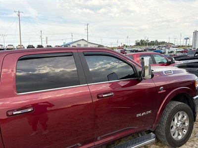 2022 RAM 3500 Laramie Crew Cab 4x4 8' Box