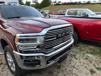 2022 RAM 3500 Laramie Crew Cab 4x4 8' Box