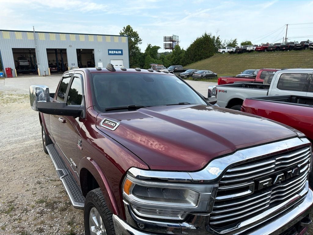 2022 RAM 3500 Laramie Crew Cab 4x4 8' Box