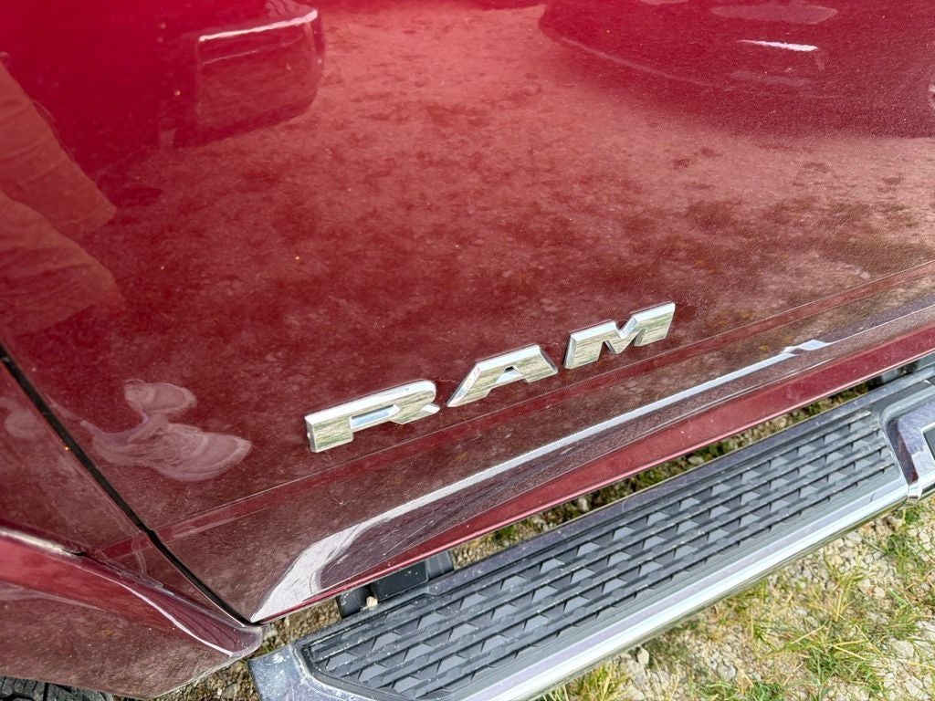 2022 RAM 3500 Laramie Crew Cab 4x4 8' Box