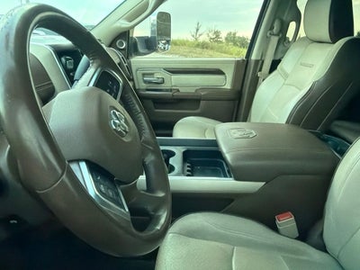 2022 RAM 3500 Laramie Crew Cab 4x4 8' Box