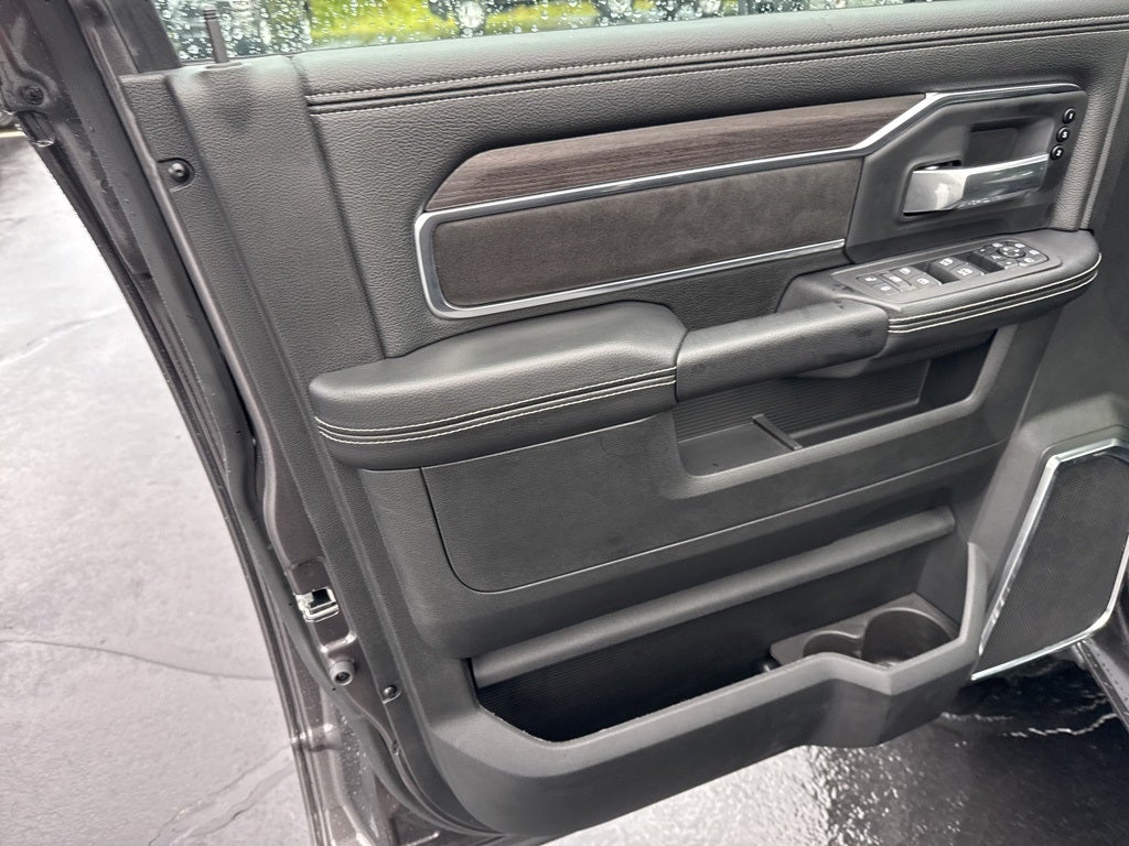 2026 RAM Ram 3500 RAM 3500 LARAMIE MEGA CAB 4X4 6'4' BOX