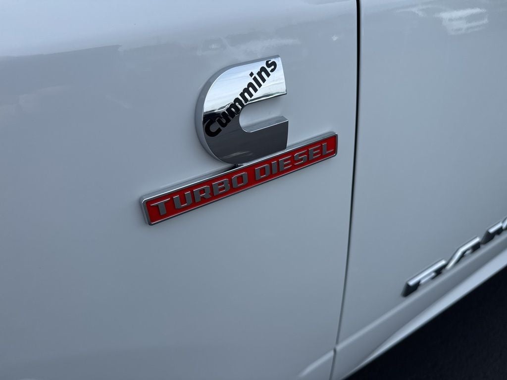 2025 RAM 3500 Laramie Mega Cab 4x4 6'4' Box