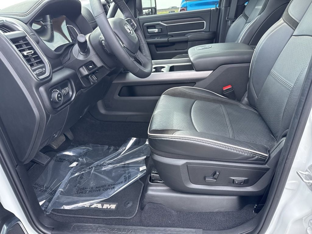 2025 RAM 3500 Laramie Mega Cab 4x4 6'4' Box