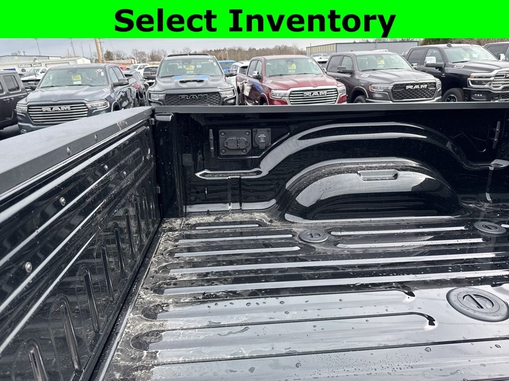 2026 RAM Ram 2500 RAM 2500 BLACK EXPRESS CREW CAB 4X4 6'4' BOX