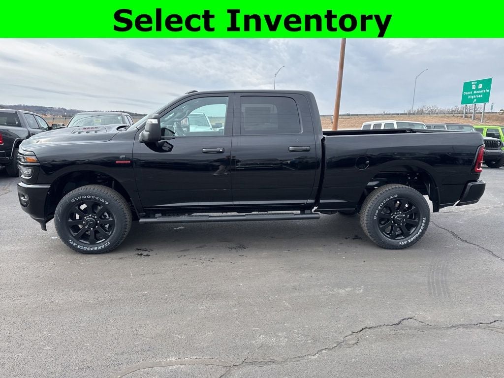 2026 RAM Ram 2500 RAM 2500 BLACK EXPRESS CREW CAB 4X4 6'4' BOX