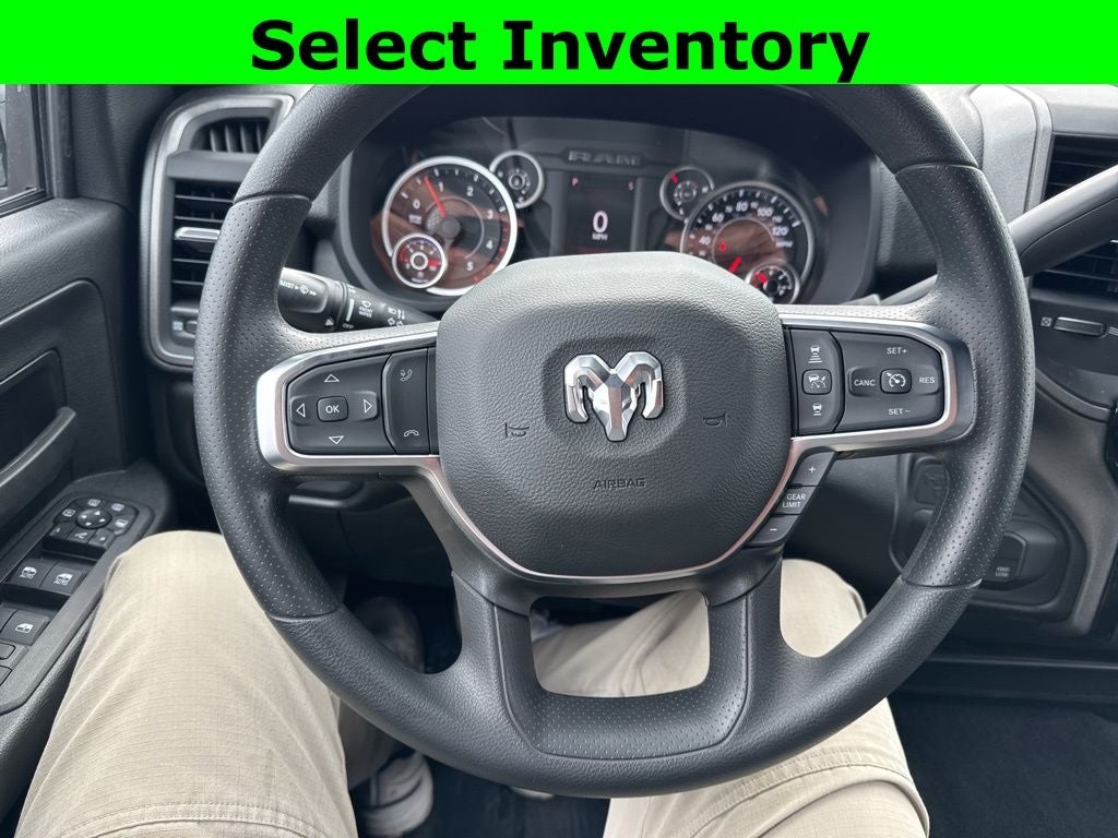 2026 RAM Ram 2500 RAM 2500 BLACK EXPRESS CREW CAB 4X4 6'4' BOX