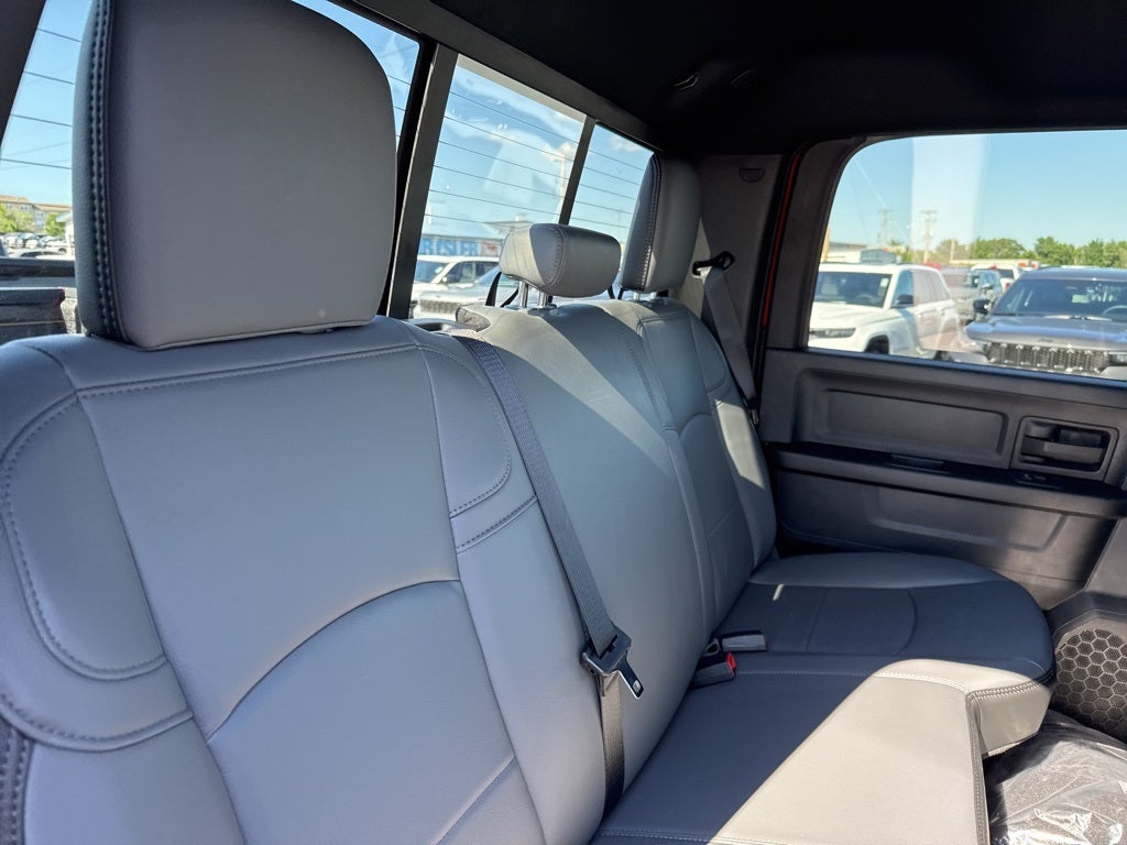 2025 RAM Ram 2500 RAM 2500 TRADESMAN CREW CAB 4X4 6'4' BOX