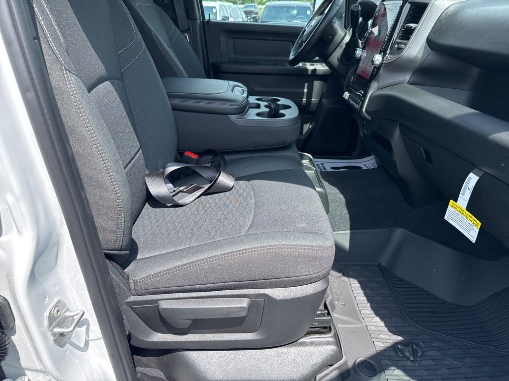 2025 RAM Ram 2500 RAM 2500 TRADESMAN CREW CAB 4X4 6'4' BOX