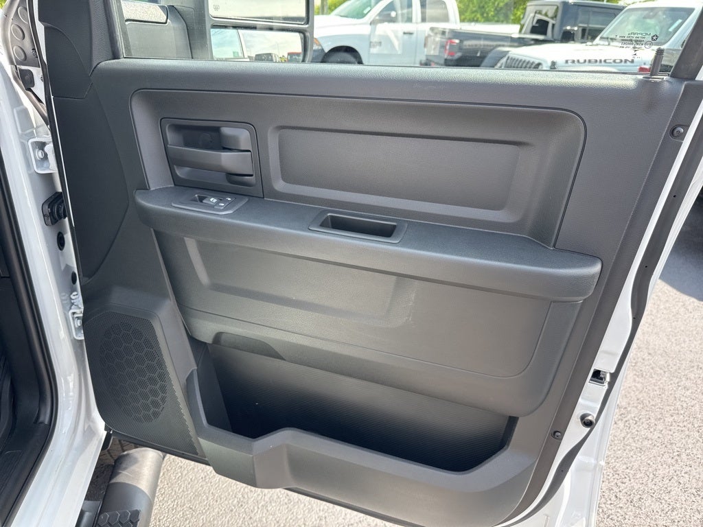 2025 RAM Ram 2500 RAM 2500 TRADESMAN CREW CAB 4X4 6'4' BOX