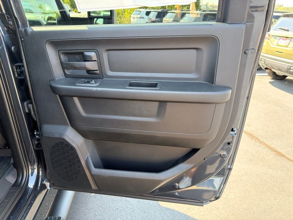 2027 RAM Ram 2500 RAM 2500 WARLOCK CREW CAB 4X4 6'4' BOX
