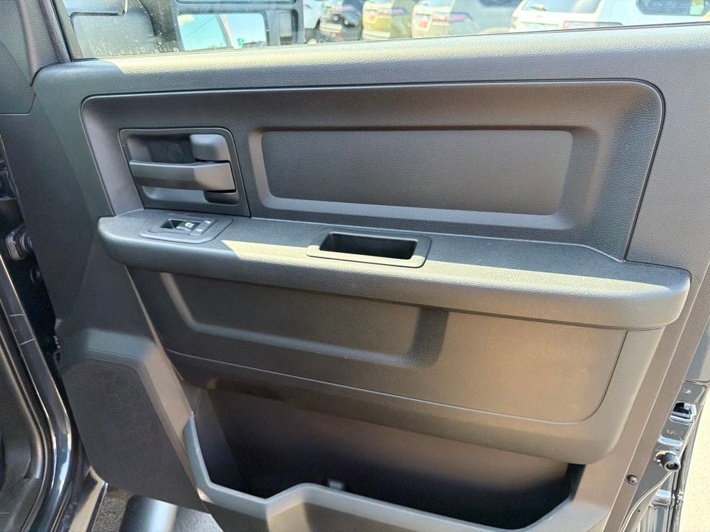 2027 RAM Ram 2500 RAM 2500 WARLOCK CREW CAB 4X4 6'4' BOX