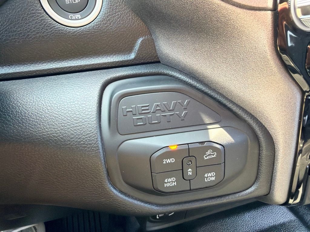 2027 RAM Ram 2500 RAM 2500 WARLOCK CREW CAB 4X4 6'4' BOX
