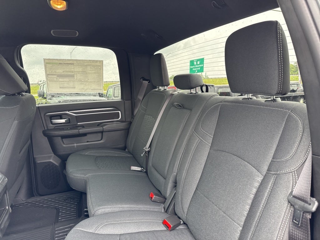 2025 RAM Ram 2500 RAM 2500 BIG HORN CREW CAB 4X4 6'4' BOX