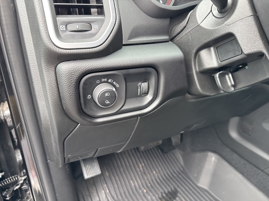 2025 RAM Ram 2500 RAM 2500 BIG HORN CREW CAB 4X4 6'4' BOX