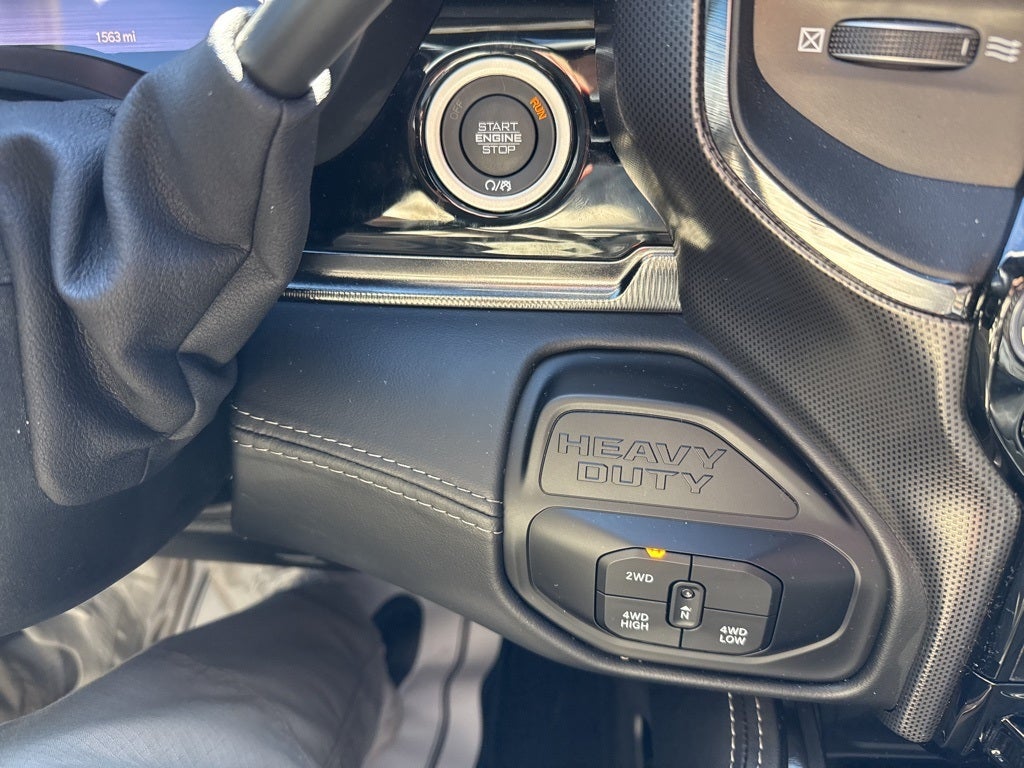 2025 RAM 2500 Limited Crew Cab 4x4 6'4' Box