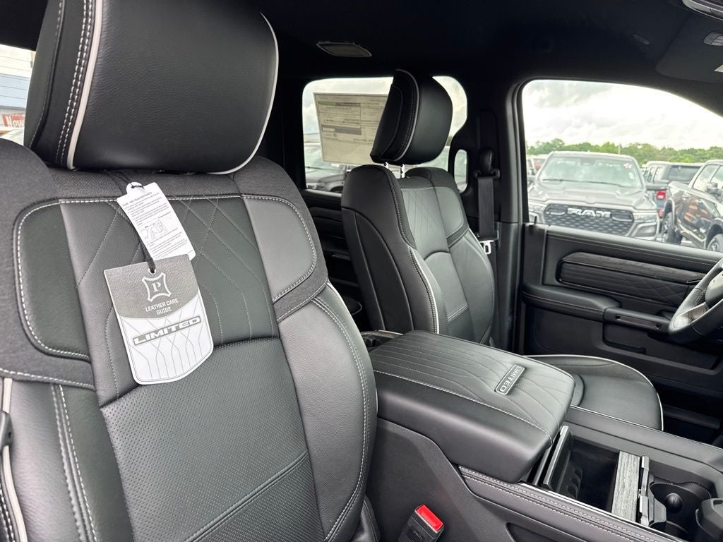 2026 RAM Ram 2500 RAM 2500 LIMITED CREW CAB 4X4 6'4' BOX