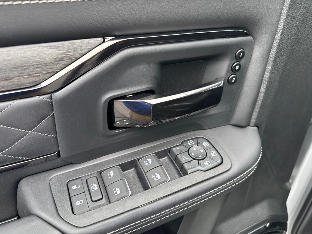 2026 RAM Ram 2500 RAM 2500 LIMITED CREW CAB 4X4 6'4' BOX