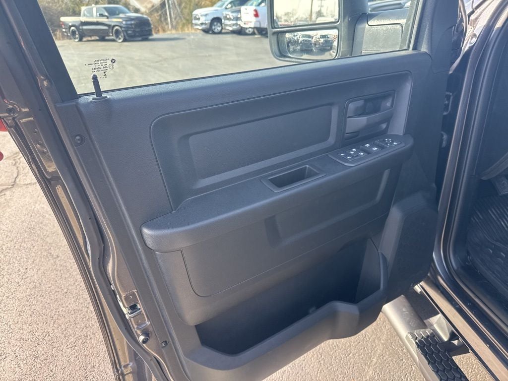 2026 RAM Ram 3500 RAM 3500 TRADESMAN CREW CAB 4X4 8' BOX