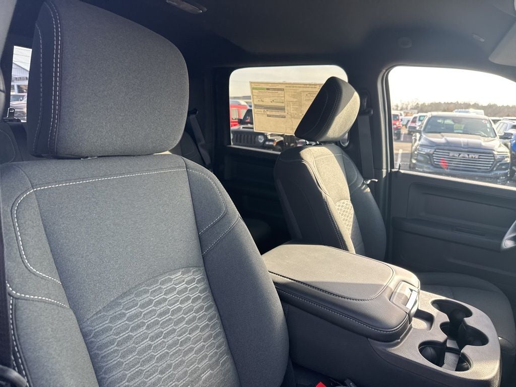 2026 RAM Ram 3500 RAM 3500 TRADESMAN CREW CAB 4X4 8' BOX