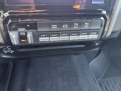 2026 RAM Ram 3500 RAM 3500 TRADESMAN CREW CAB 4X4 8' BOX