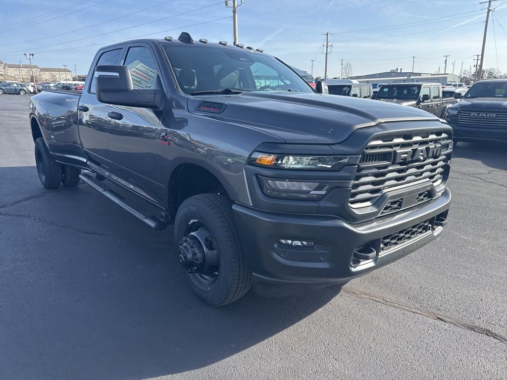 2026 RAM Ram 3500 RAM 3500 TRADESMAN CREW CAB 4X4 8' BOX