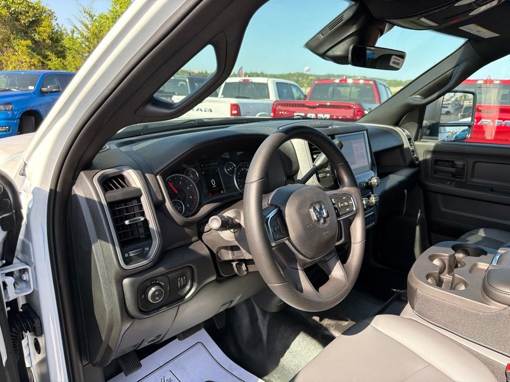 2026 RAM Ram 3500 RAM 3500 TRADESMAN CREW CAB 4X4 8' BOX