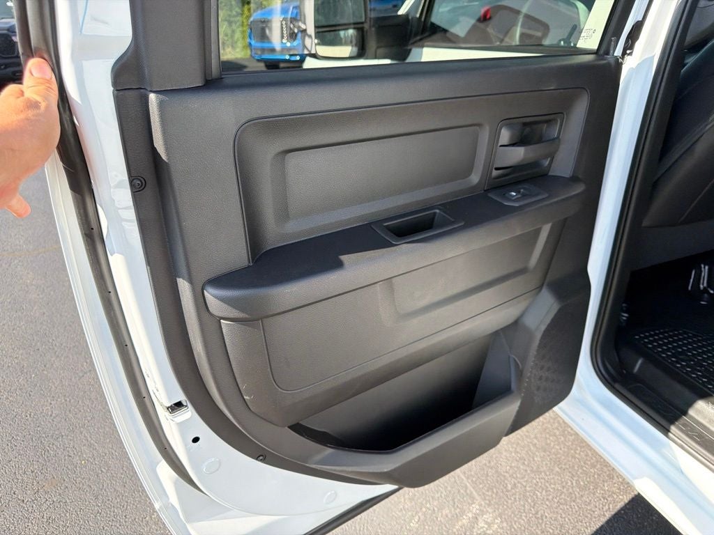 2026 RAM Ram 3500 RAM 3500 TRADESMAN CREW CAB 4X4 8' BOX