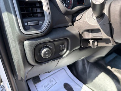 2026 RAM Ram 3500 RAM 3500 TRADESMAN CREW CAB 4X4 8' BOX
