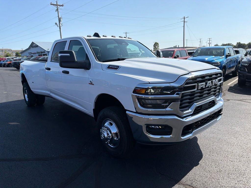 2026 RAM Ram 3500 RAM 3500 TRADESMAN CREW CAB 4X4 8' BOX