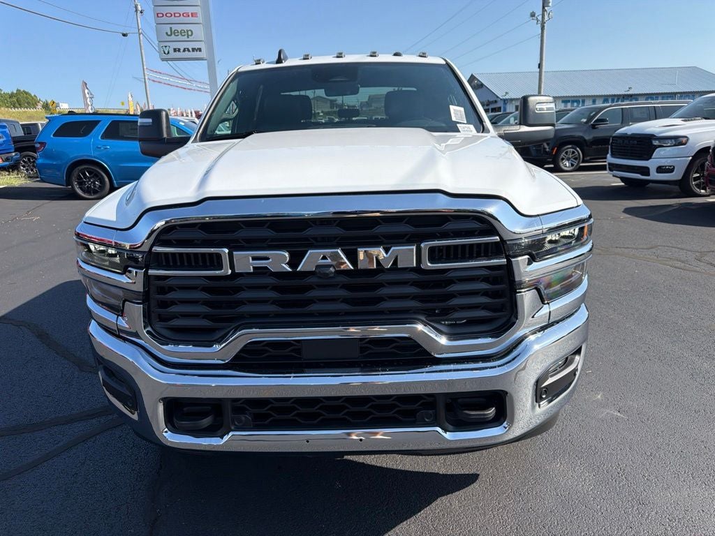2026 RAM Ram 3500 RAM 3500 TRADESMAN CREW CAB 4X4 8' BOX
