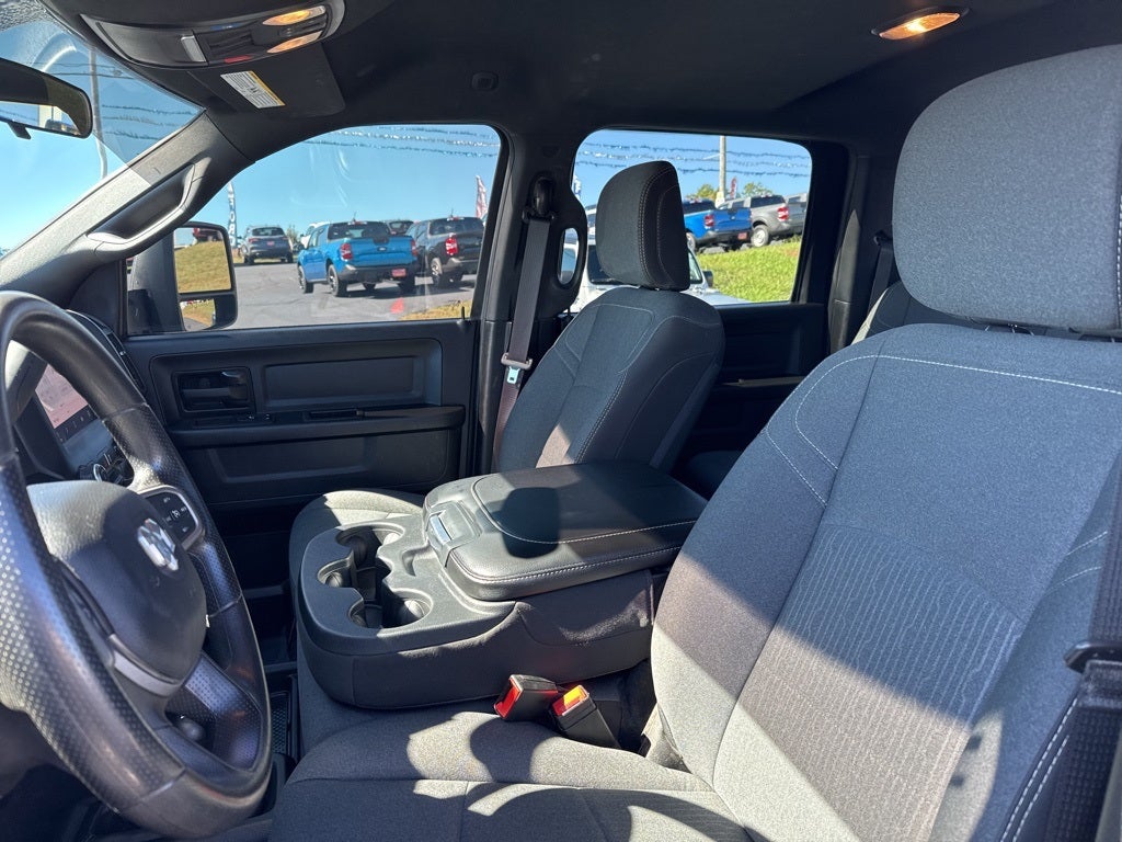 2024 RAM 3500 Tradesman Crew Cab 4x4 8' Box