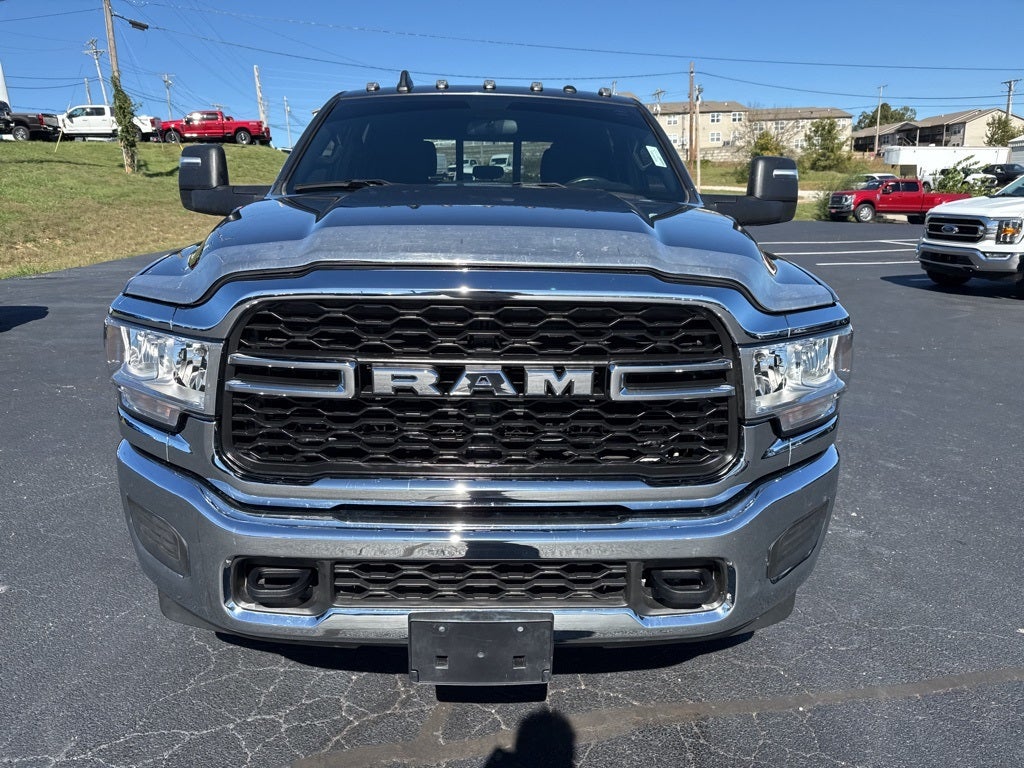 2024 RAM 3500 Tradesman Crew Cab 4x4 8' Box