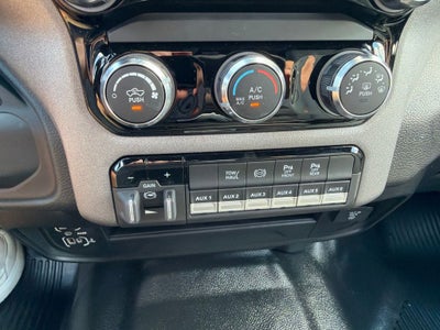 2026 RAM Ram 3500 RAM 3500 TRADESMAN CREW CAB 4X4 8' BOX