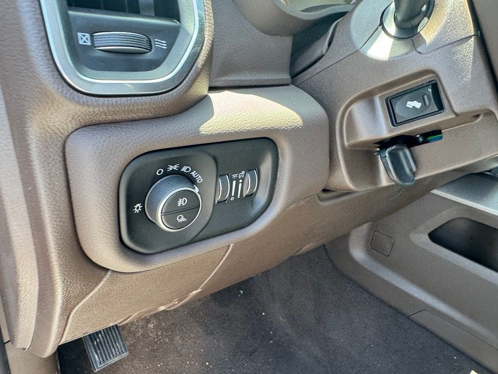 2026 RAM Ram 3500 RAM 3500 LARAMIE CREW CAB 4X4 8' BOX