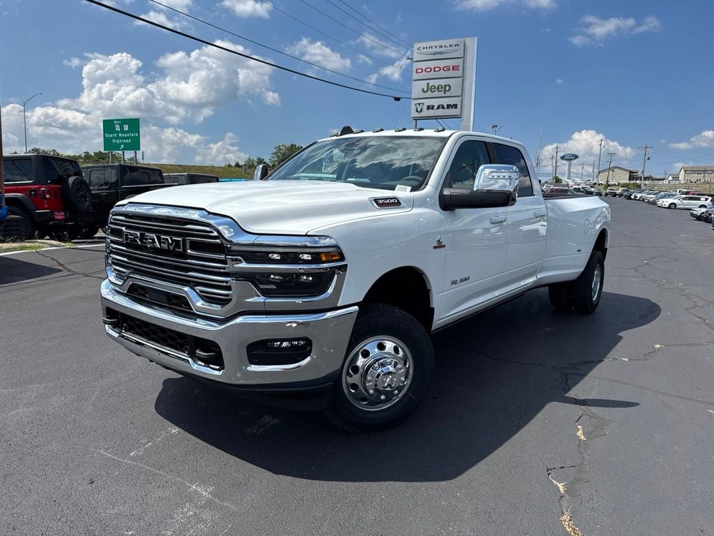 2026 RAM Ram 3500 RAM 3500 LARAMIE CREW CAB 4X4 8' BOX