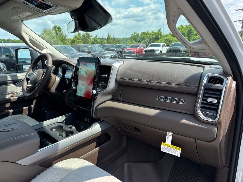 2026 RAM Ram 3500 RAM 3500 LARAMIE CREW CAB 4X4 8' BOX