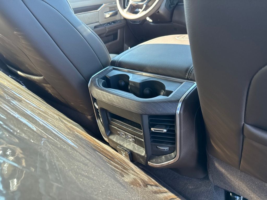 2026 RAM Ram 3500 RAM 3500 LARAMIE CREW CAB 4X4 8' BOX
