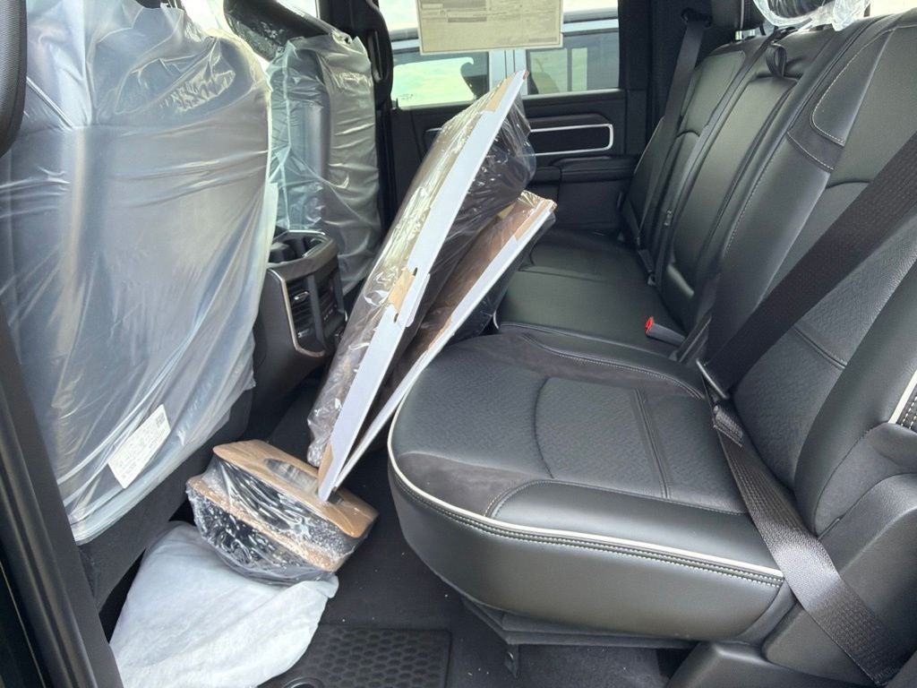 2026 RAM Ram 3500 RAM 3500 LARAMIE CREW CAB 4X4 8' BOX