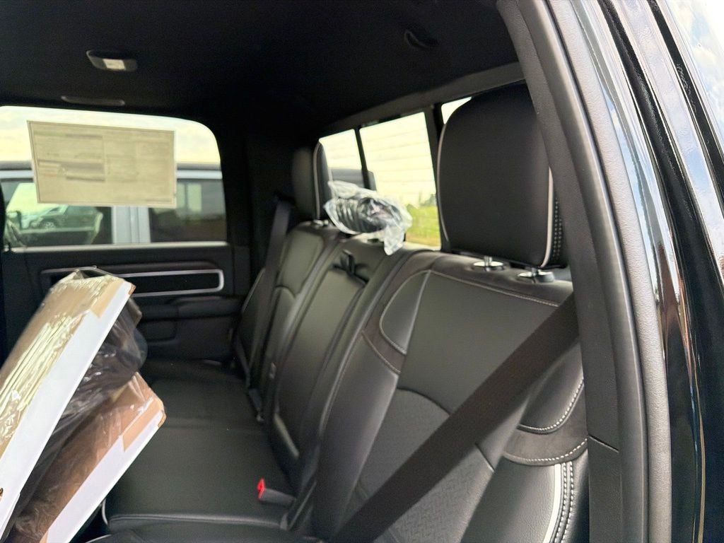 2026 RAM Ram 3500 RAM 3500 LARAMIE CREW CAB 4X4 8' BOX