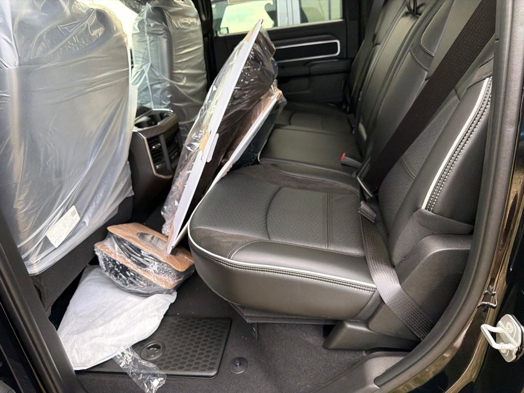 2026 RAM Ram 3500 RAM 3500 LARAMIE CREW CAB 4X4 8' BOX
