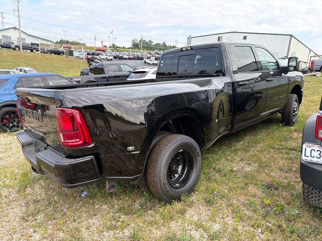 2026 RAM Ram 3500 RAM 3500 LARAMIE CREW CAB 4X4 8' BOX