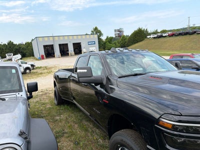 2026 RAM Ram 3500 RAM 3500 LARAMIE CREW CAB 4X4 8' BOX